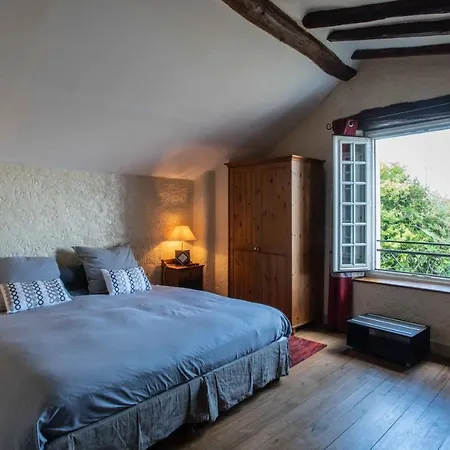 Les Pierres De Chevreuse