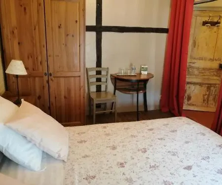 Les Pierres De 3* Chevreuse