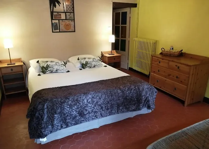 Les Pierres De Chevreuse