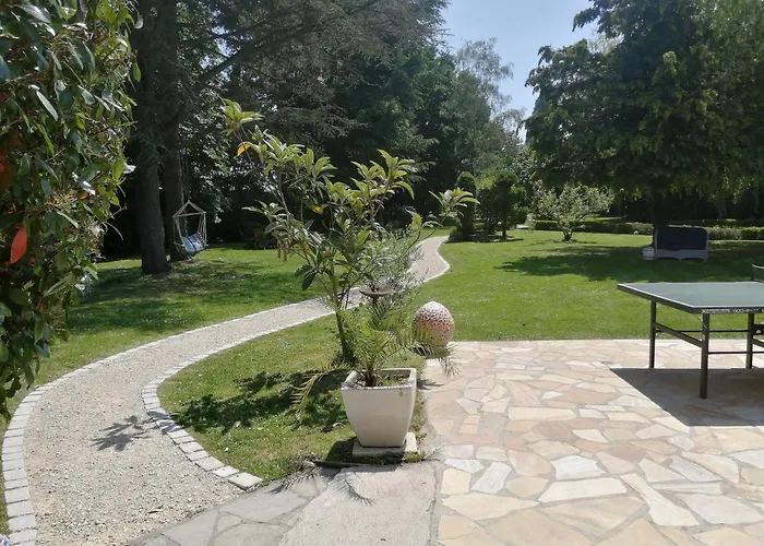 Les Pierres De Gasthuis